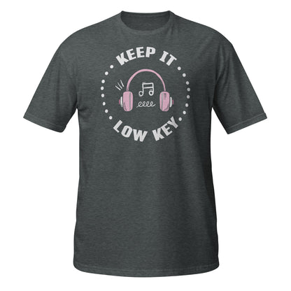 Camiseta con auriculares Keep It Low Key