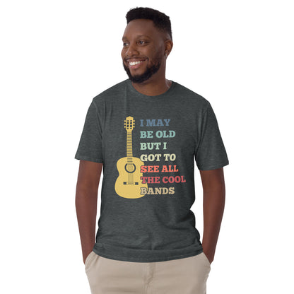Puede que sea viejo, pero pude ver todas las bandas geniales. Camiseta de guitarra.