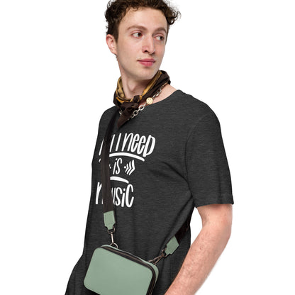 Camiseta "Todo lo que necesito es música"