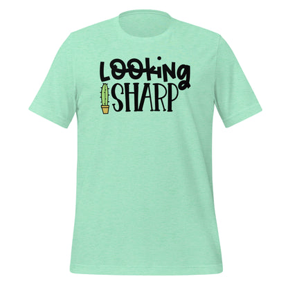 Camiseta gráfica de cactus con aspecto elegante